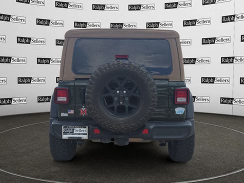 Used 2024 Jeep Wrangler Unlimited Sport AWD/4WD image 5