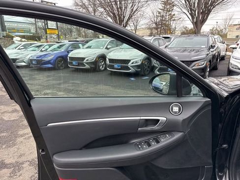 Certified 2023 Hyundai Sonata SEL w/ Preferred Accessory Package image 33