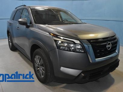 Certified 2024 Nissan Pathfinder SV