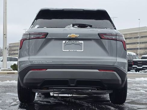 New 2026 Chevrolet Equinox LT w/ Convenience Package II image 17