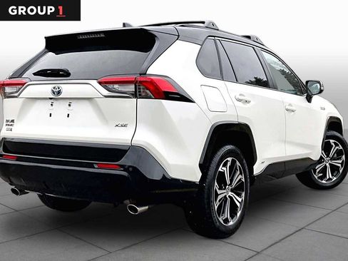 Used 2021 Toyota RAV4 XSE w/ Premium Package AWD/4WD image 13