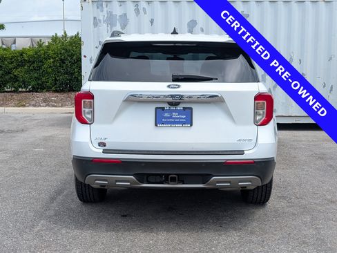 Certified 2021 Ford Explorer XLT w/ Equipment Group 202A AWD/4WD image 5