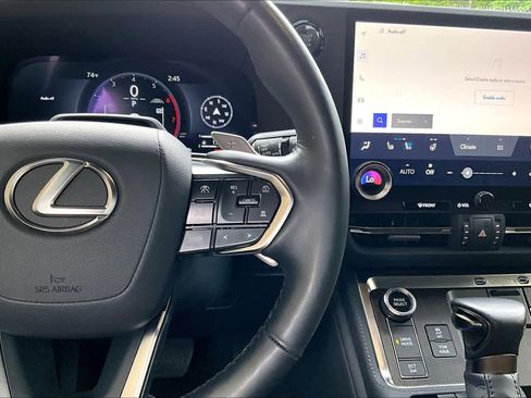 Used 2025 Lexus GX 550 w/ Accessory Package (2T) AWD/4WD image 25