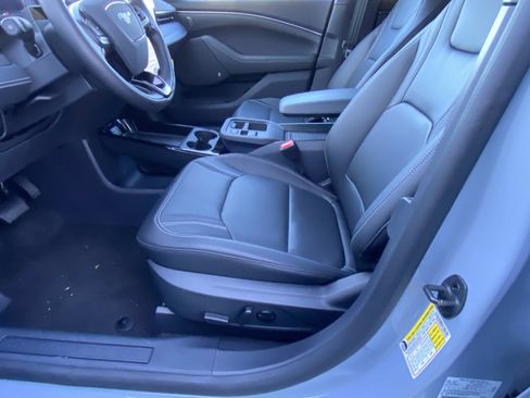 New 2025 Ford Mustang Mach-E Premium image 16