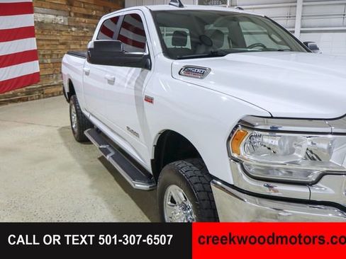 Used 2022 RAM 2500 Big Horn AWD/4WD image 30