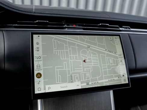 New 2026 Land Rover Range Rover SV image 13