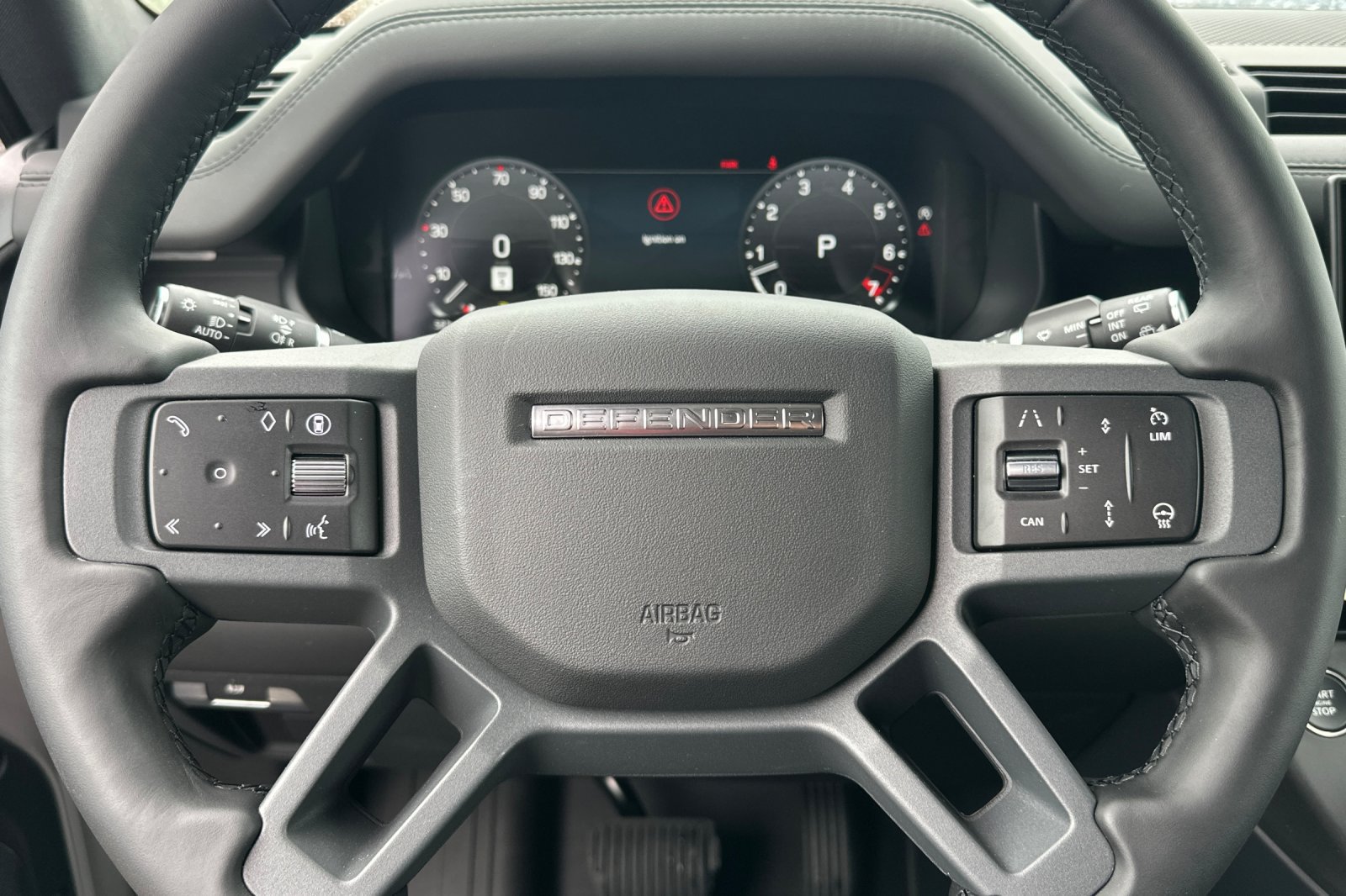 New 2026 Land Rover Defender 110 X-Dynamic SE AWD/4WD image 24