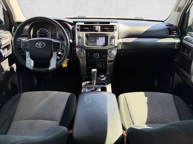 Used 2018 Toyota 4Runner SR5 AWD/4WD image 23