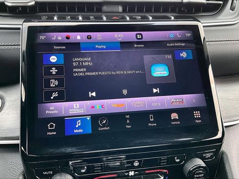 Used 2022 Jeep Grand Cherokee Limited image 32