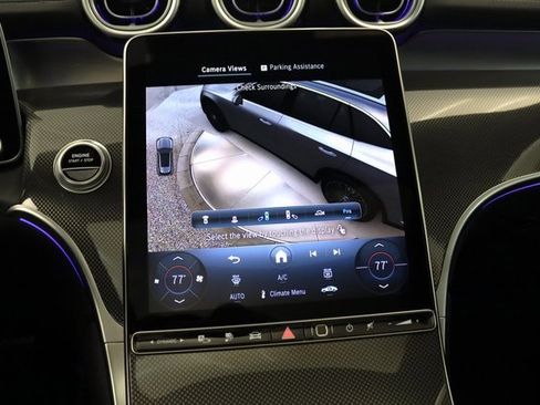 Used 2025 Mercedes-Benz GLC 350e 4MATIC image 27