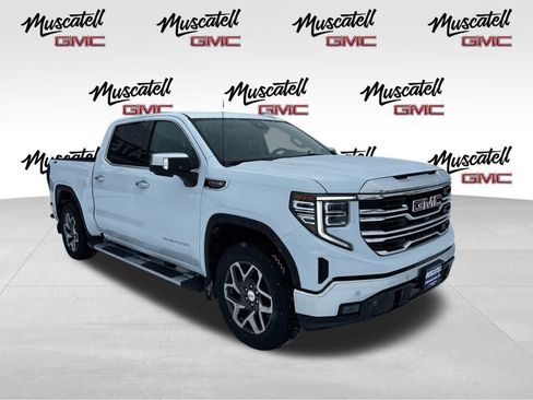 New 2026 GMC Sierra 1500 SLT w/ SLT Premium Package image 3