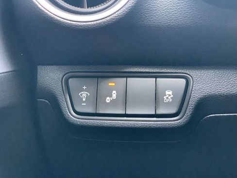 Used 2023 Kia Forte LXS w/ LXS Technology Package FWD image 15