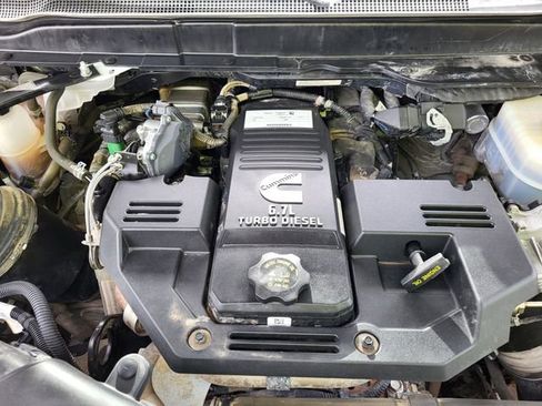 Used 2024 RAM 2500 Laramie image 25