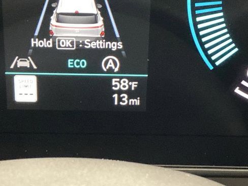 New 2026 Hyundai Kona SE image 6