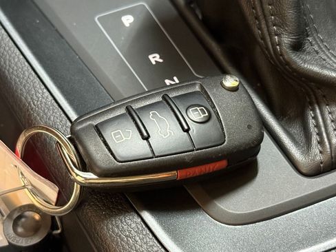 Used 2020 Audi Q3 2.0T Premium Plus w/ Premium Plus Package image 37