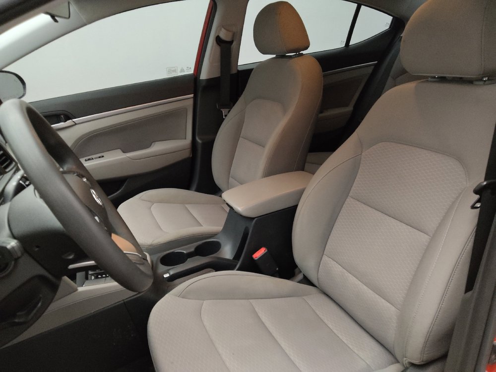 Used 2020 Hyundai Elantra SEL FWD image 17
