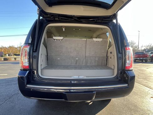 Used 2018 GMC Yukon Denali image 29