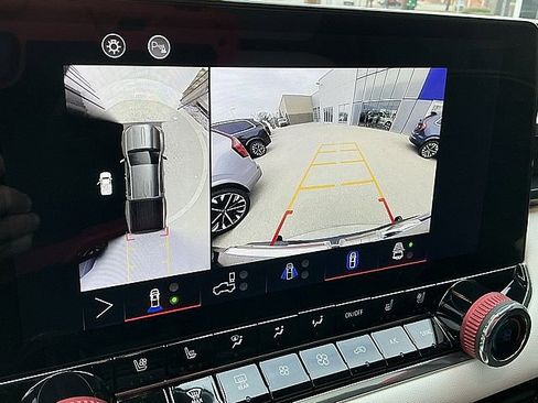 Used 2024 GMC Canyon AT4X w/ AT4X AEV Edition image 26