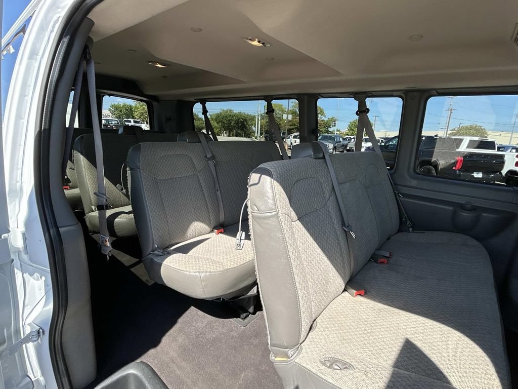 Used 2025 GMC Savana 3500 LT w/ LT Preferred Equipment Group RWD image 22