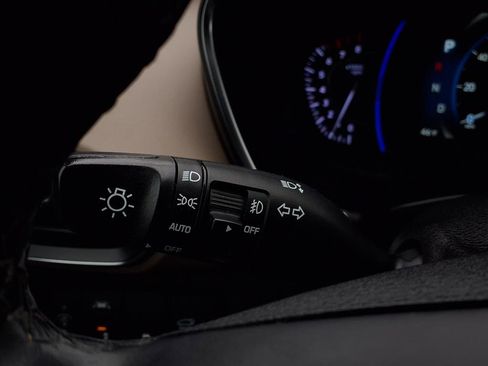 Used 2019 Hyundai Santa Fe SEL w/ Cargo Package image 30