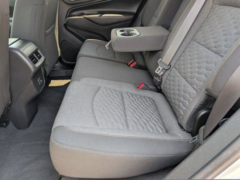 Used 2020 Chevrolet Equinox LT AWD/4WD image 16