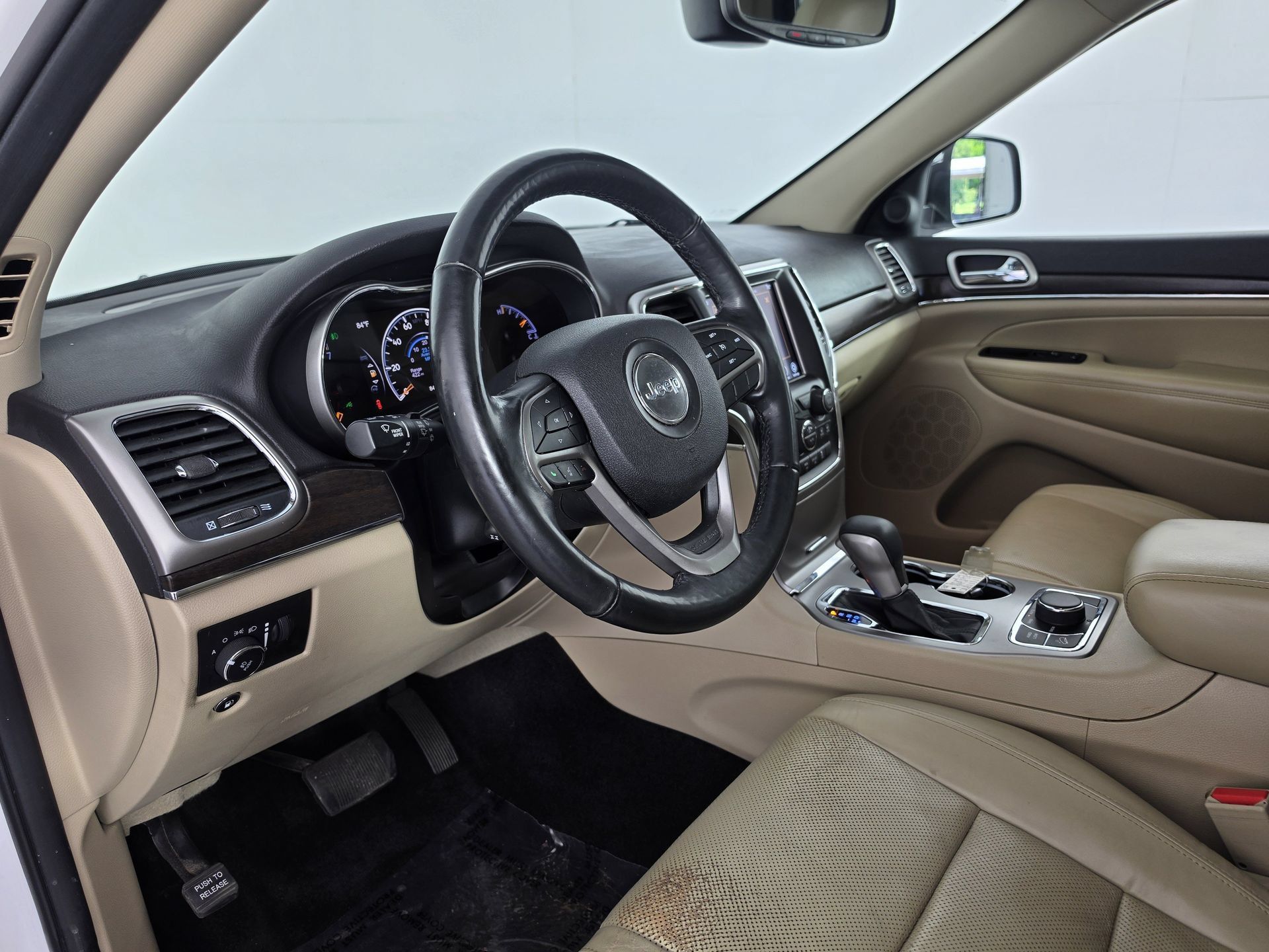 Used 2018 Jeep Grand Cherokee Limited w/ Luxury Group II AWD/4WD image 14