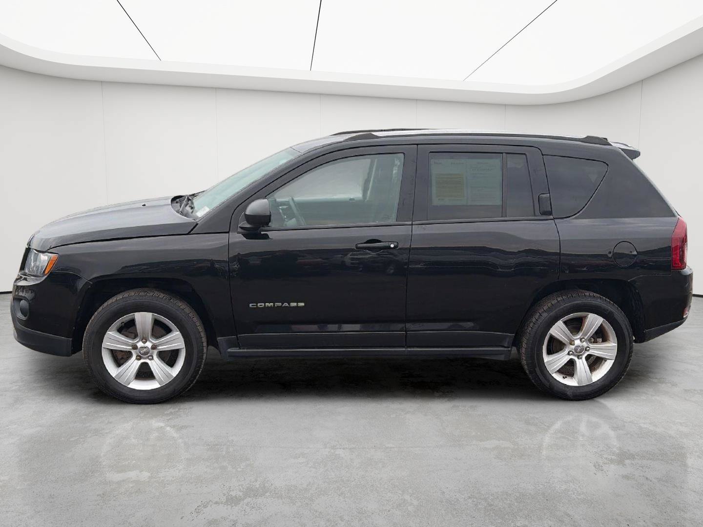 Used 2016 Jeep Compass Sport w/ Power Value Group AWD/4WD image 4