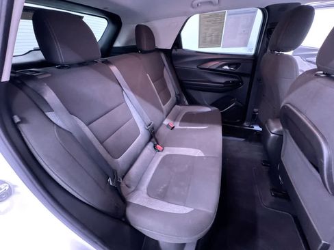 Used 2022 Chevrolet TrailBlazer LT FWD image 37