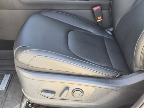 New 2026 Kia Sportage SX image 17