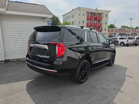Used 2021 GMC Yukon SLT w/ Rear Media and Nav Package AWD/4WD image 6