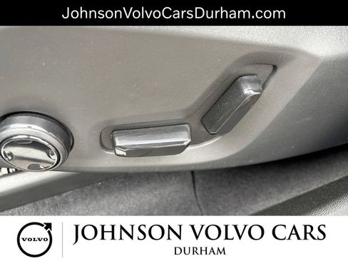 Used 2018 Volvo XC60 T6 R-Design w/ Convenience Package AWD/4WD image 14