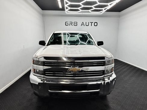 Used 2015 Chevrolet Silverado 2500 W/T RWD image 2