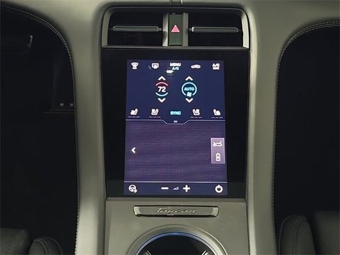 New 2025 Porsche Taycan GTS image 23