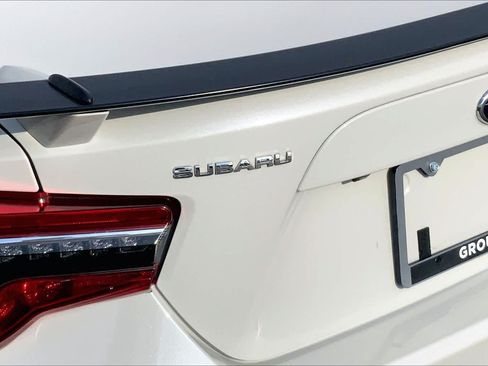 Used 2017 Subaru BRZ Premium w/ Popular Package #3 RWD image 10
