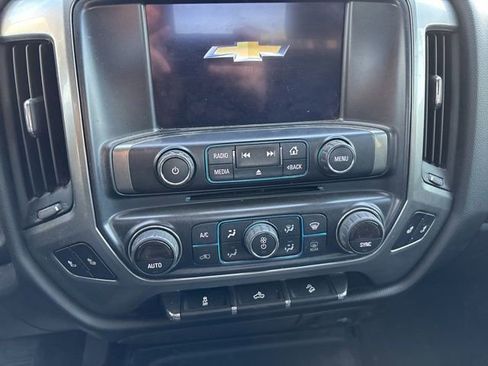 Used 2018 Chevrolet Silverado 1500 LT w/ All Star Edition AWD/4WD image 11
