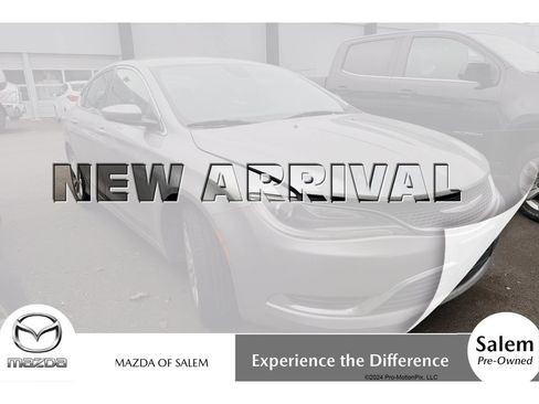 Used 2017 Chrysler 200 Limited Platinum image 1