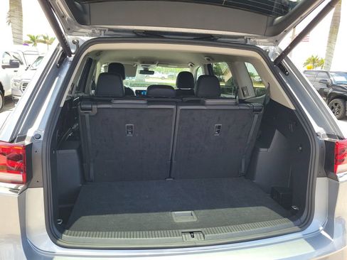 Used 2026 Volkswagen Atlas SE FWD image 14