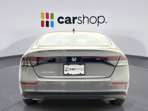 Used 2025 Honda Accord SE image 4