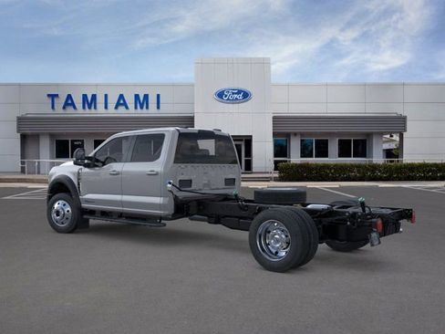 New 2026 Ford F550 4x4 Crew Cab Super Duty image 4