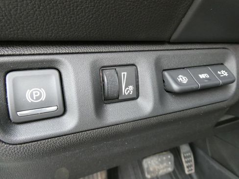 Used 2021 GMC Acadia Denali w/ Denali Technology Package AWD/4WD image 27