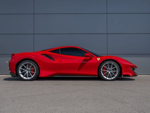 Certified 2019 Ferrari 488 Pista Coupe RWD image 5