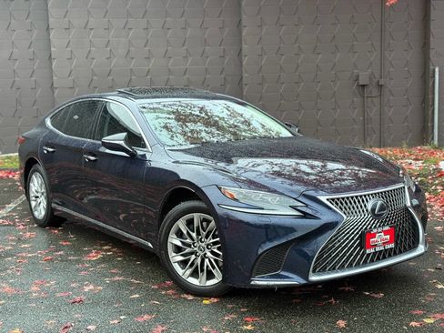 Used 2019 Lexus LS 500h AWD image 2