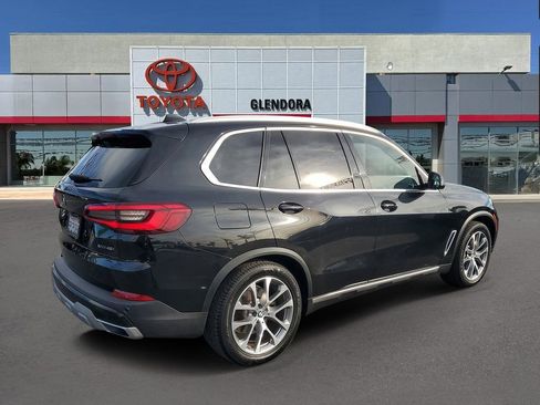 Used 2019 BMW X5 xDrive40i w/ Premium Package 2 image 3