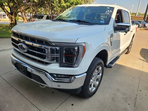 Used 2023 Ford F150 Lariat w/ Equipment Group 502A High AWD/4WD image 3