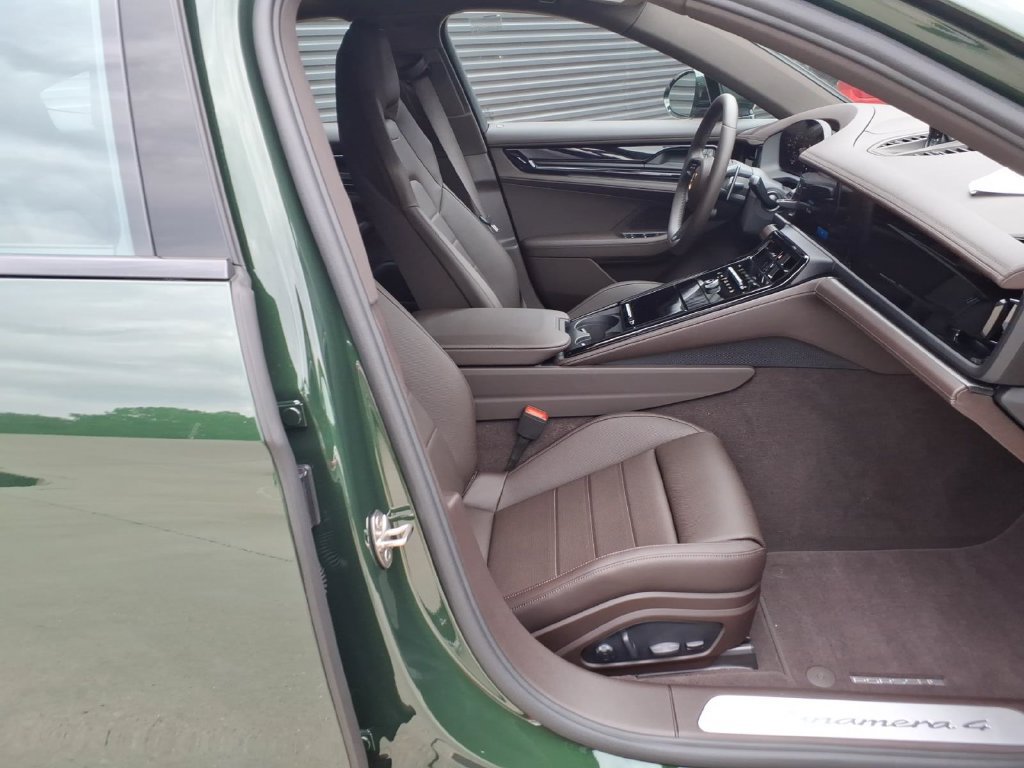 New 2026 Porsche Panamera 4 AWD/4WD image 19