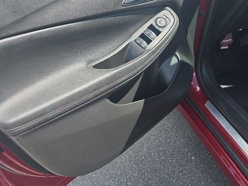 Used 2021 Buick Encore GX Select w/ Experience Buick Package FWD image 7