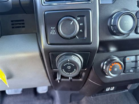 Used 2020 Ford F150 XLT w/ Heavy-Duty Payload Package image 19