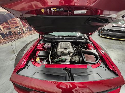 Used 2019 Dodge Challenger SRT Hellcat Redeye image 11