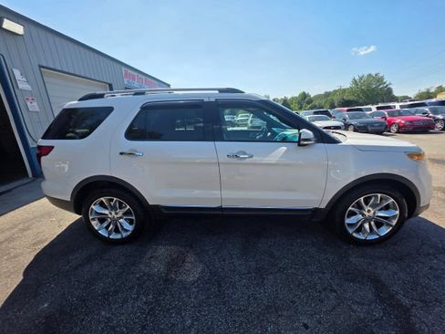 Used 2015 Ford Explorer Limited w/ Equipment Group 302A FWD image 4