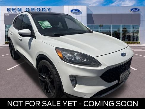 Used 2020 Ford Escape Titanium w/ Titanium Premium Package 2.0 AWD/4WD image 1